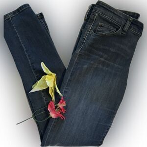 Timeless! Banana Republic jeans!